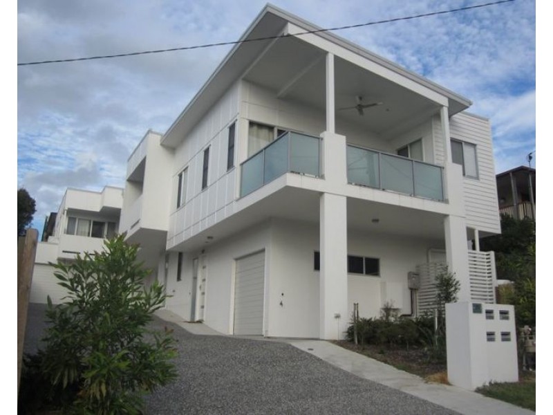 2/79 Hawthorne Rd, Hawthorne QLD 4171