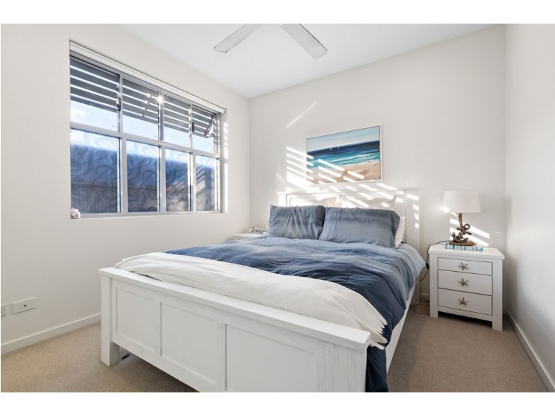 301/45 Shakespeare Street, Coorparoo QLD 4151