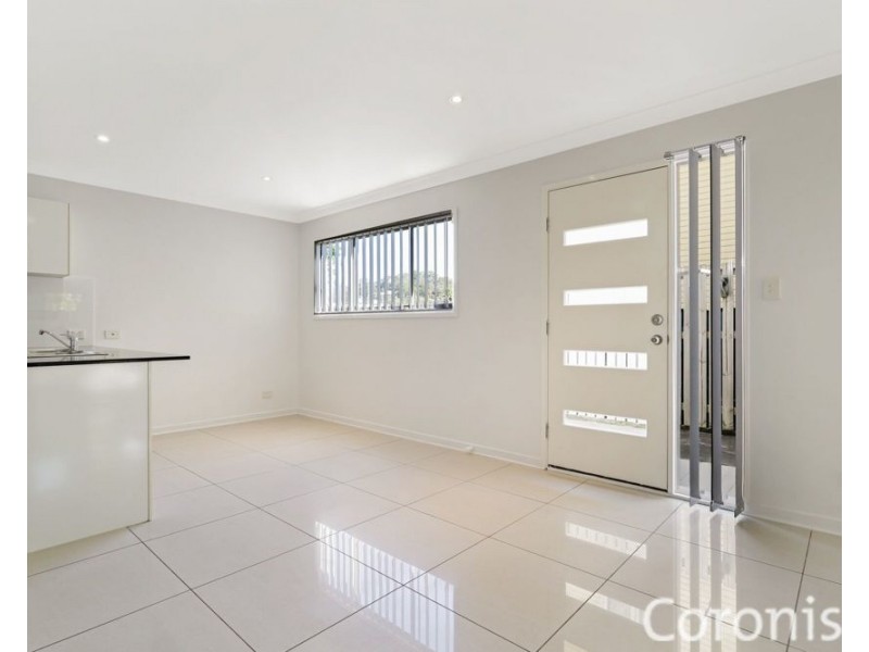 1/11 Rise Street, Holland Park QLD 4121