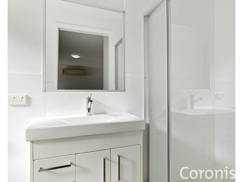 1/11 Rise Street, Holland Park QLD 4121