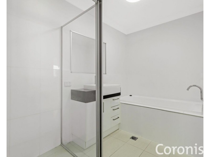 1/11 Rise Street, Holland Park QLD 4121