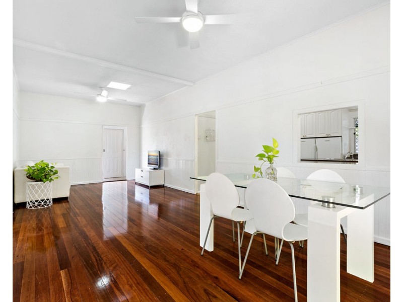 69 Bernecker Street, Carina QLD 4152