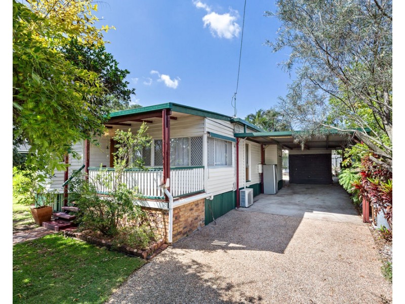 69 Bernecker Street, Carina QLD 4152