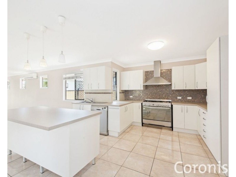 118 Stanley Road, Camp Hill QLD 4152