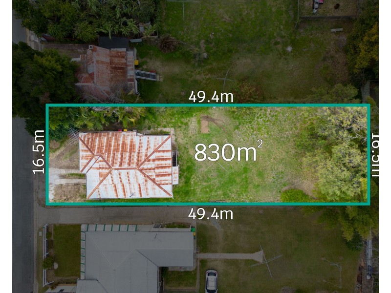 8 Adsett Street, Taringa QLD 4068