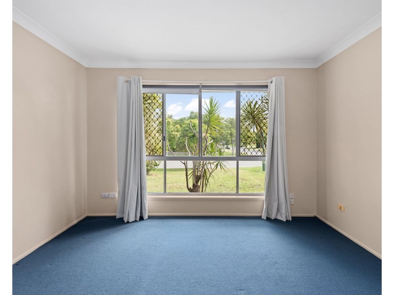 18 Perak Court, Tanah Merah QLD 4128