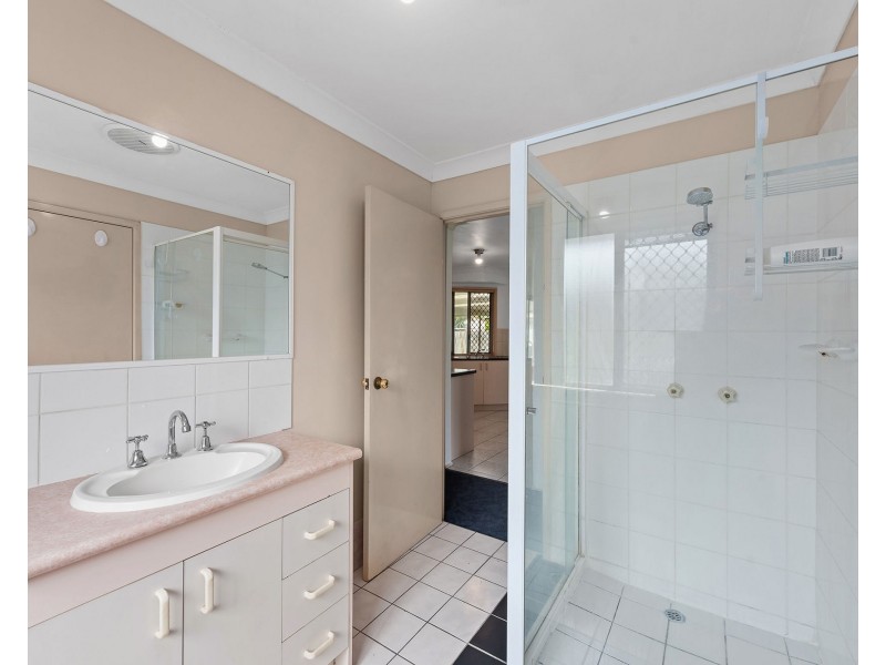 18 Perak Court, Tanah Merah QLD 4128