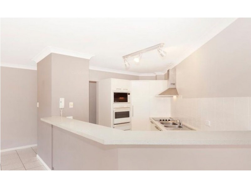 15/234 Shafsten Ave, Kangaroo Point QLD 4169