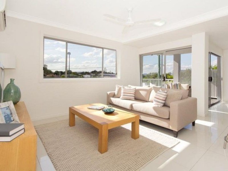 8/12 Lake Street, Yeronga QLD 4104