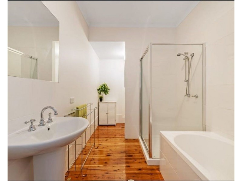 15 TARM ST, Wavell Heights QLD 4012