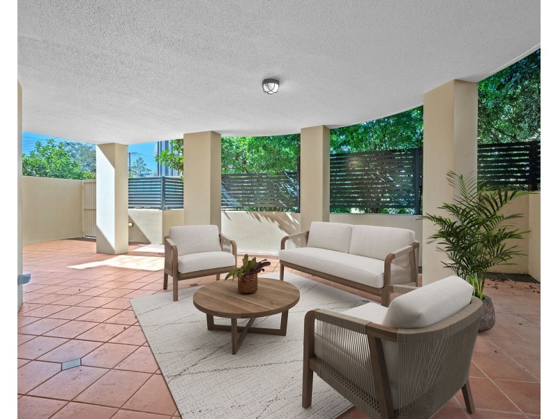 3/121 Sir Fred Schonell Drive, St Lucia QLD 4067