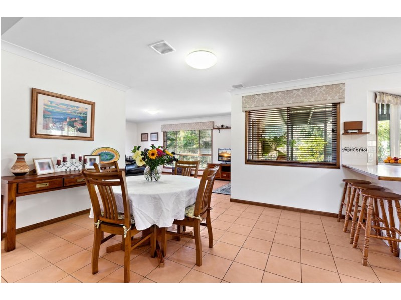 19 Kensington Place, Wishart QLD 4122