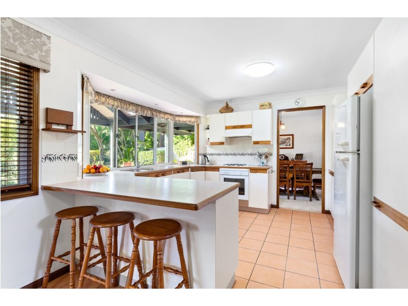 19 Kensington Place, Wishart QLD 4122