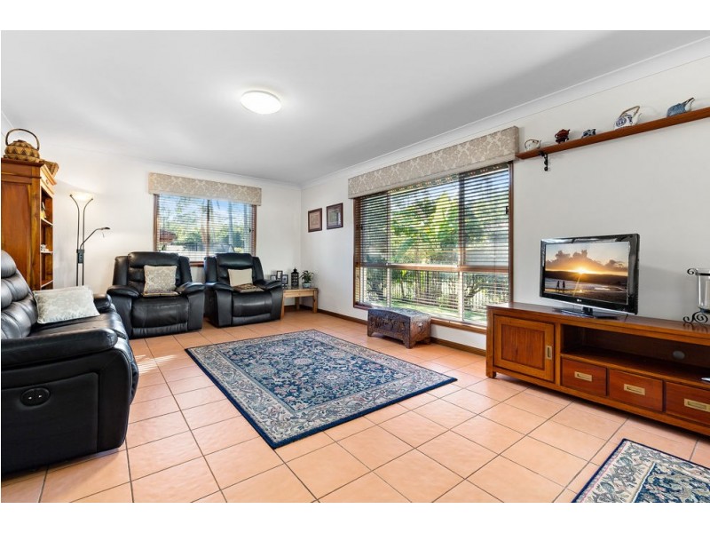 19 Kensington Place, Wishart QLD 4122