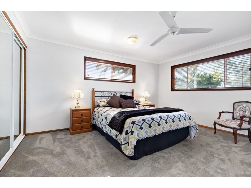 19 Kensington Place, Wishart QLD 4122