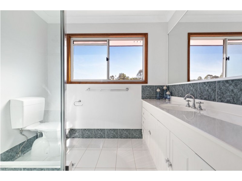 19 Kensington Place, Wishart QLD 4122