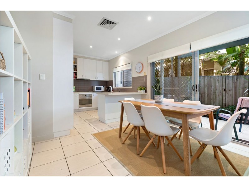 4/12 Ormuz Street, Carina Heights QLD 4152