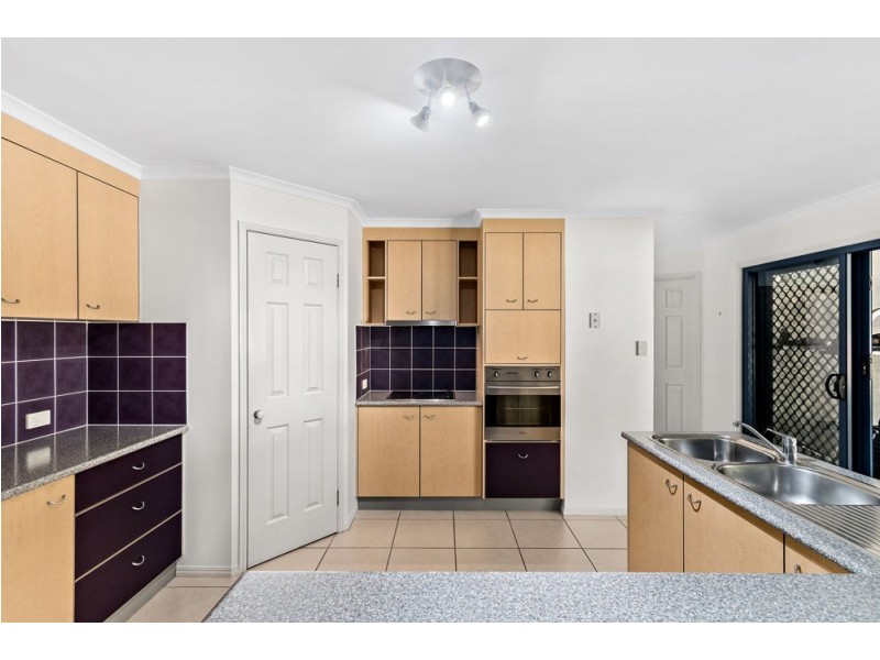 19 Horizon Place, Redland Bay QLD 4165