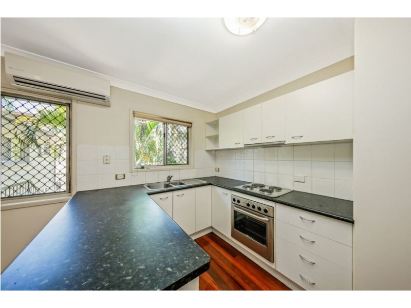1/65 Peach Street, Greenslopes QLD 4120