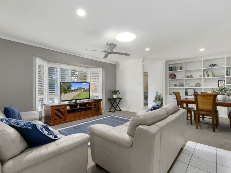 2 Sunnyvale Place, Belmont QLD 4153