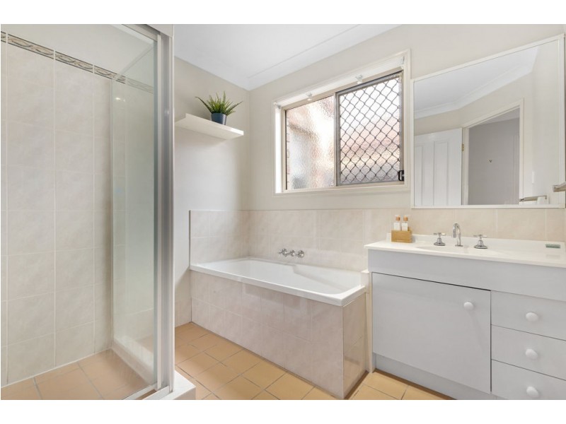 39 Regents Circuit, Forest Lake QLD 4078