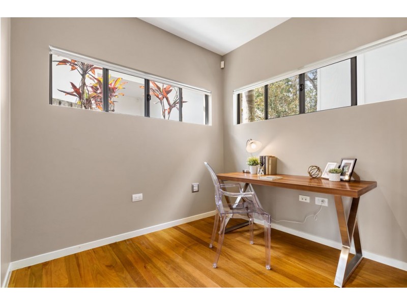 38 Lomandra Place, Chapel Hill QLD 4069