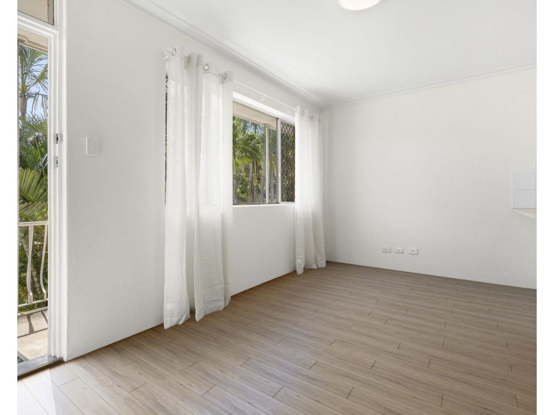 7/9 MAIN AVENUE, Coorparoo QLD 4151