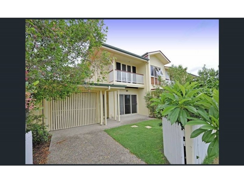 2/6 Elliott Street, Hawthorne QLD 4171