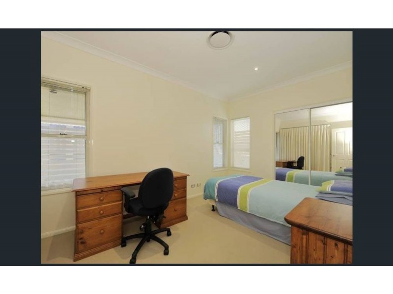 2/6 Elliott Street, Hawthorne QLD 4171