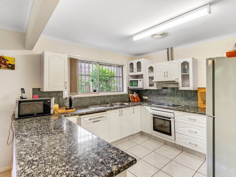 8 Albyn Road, Sunnybank QLD 4109