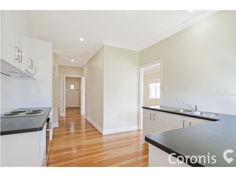20 Woodrow Drive, Coorparoo QLD 4151
