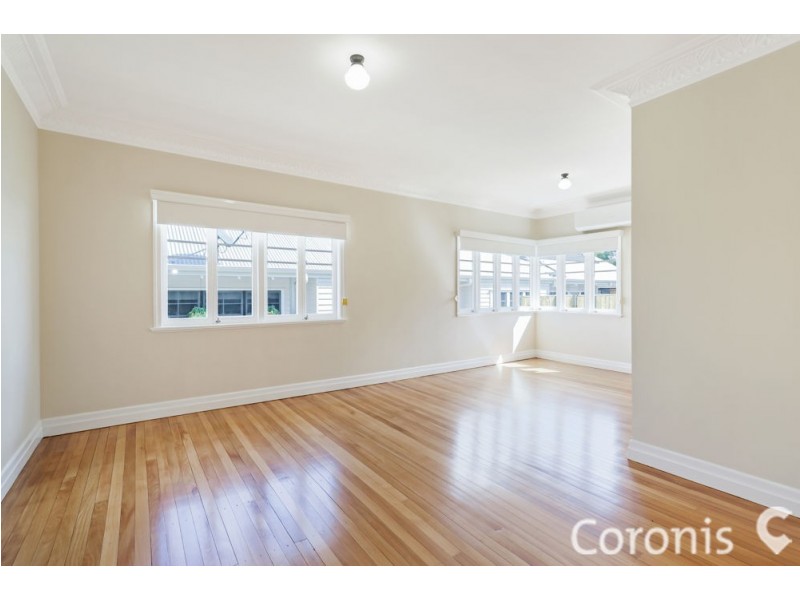 20 Woodrow Drive, Coorparoo QLD 4151