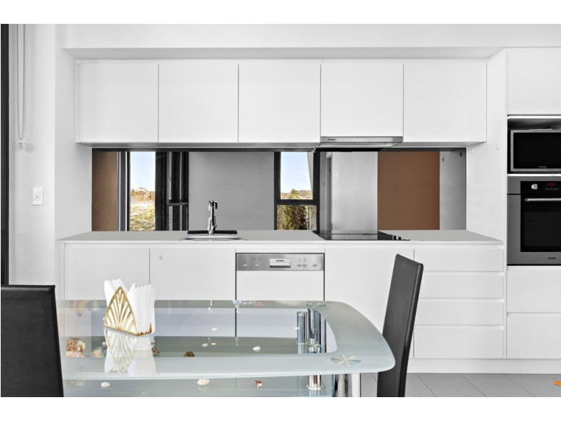 20706/300 Old Cleveland Road, Coorparoo QLD 4151