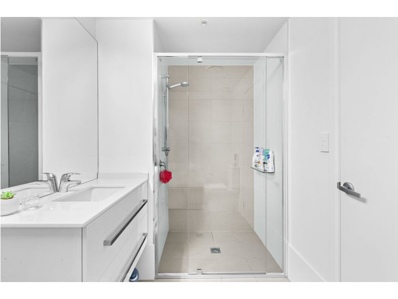 20706/300 Old Cleveland Road, Coorparoo QLD 4151