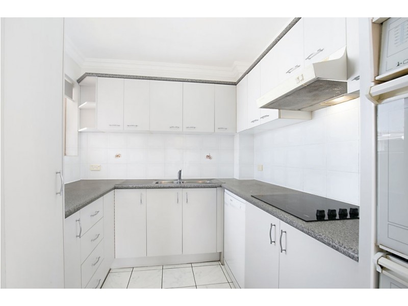 7/31 Crown Street, Holland Park West QLD 4121