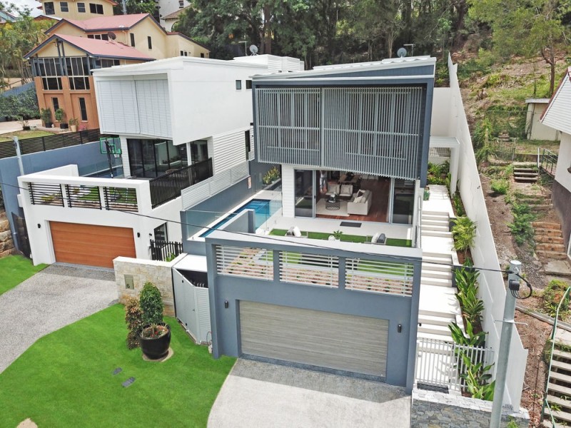 6A Orchard Terrace, St Lucia QLD 4067