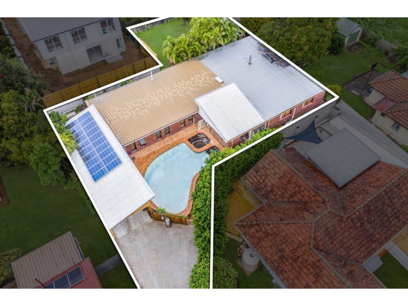 33 East Street, Camp Hill QLD 4152