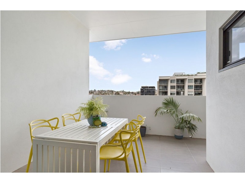 804/9-15 Regina Street, Greenslopes QLD 4120