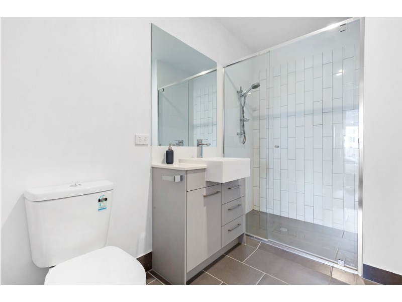 804/9-15 Regina Street, Greenslopes QLD 4120
