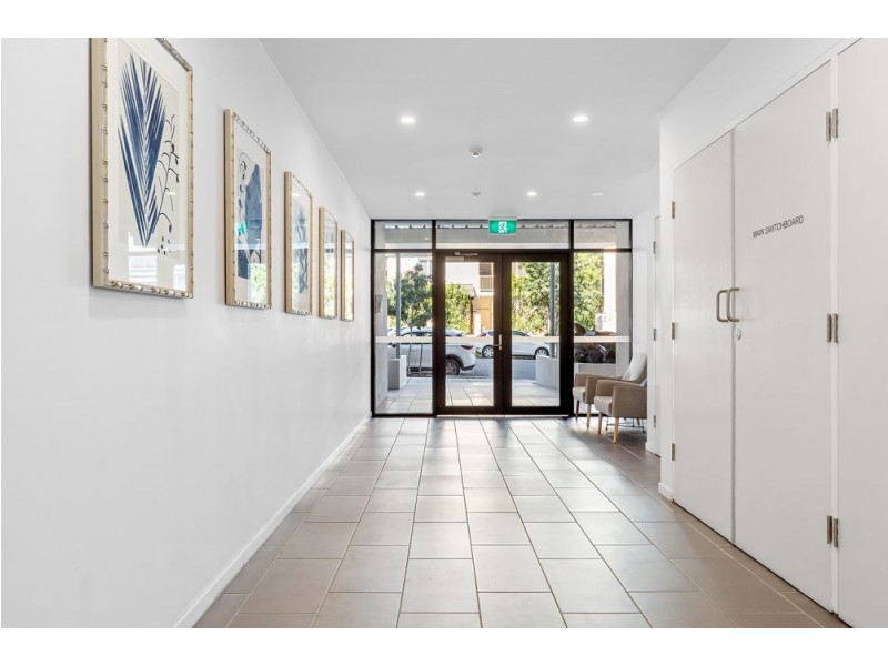 804/9-15 Regina Street, Greenslopes QLD 4120