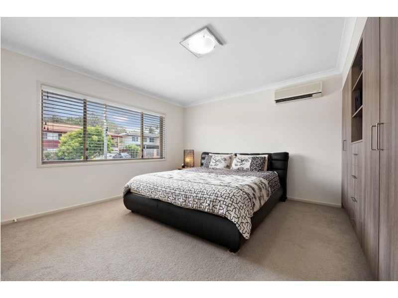 5 Barcelona Street, Wishart QLD 4122