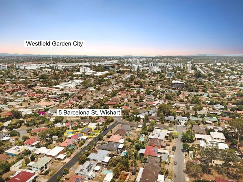 5 Barcelona Street, Wishart QLD 4122