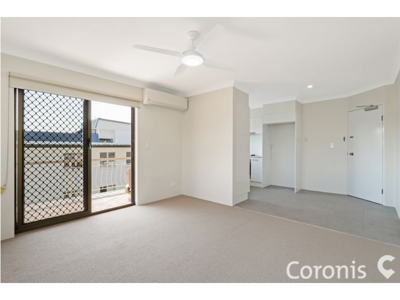 2/46 Nicklin St, Coorparoo QLD 4151