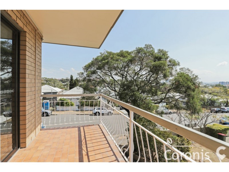 2/46 Nicklin St, Coorparoo QLD 4151