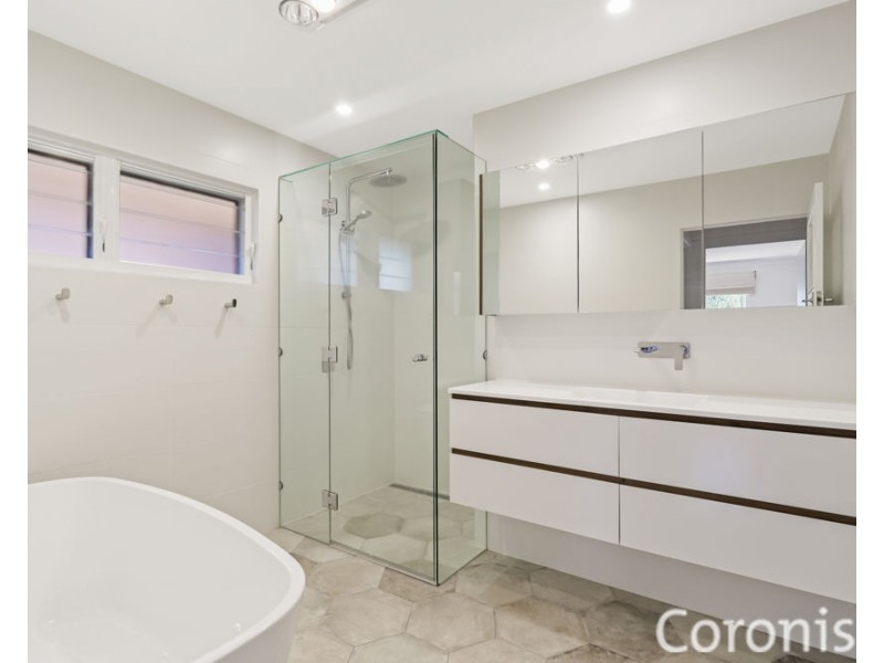 31 Pavo Street, Camp Hill QLD 4152