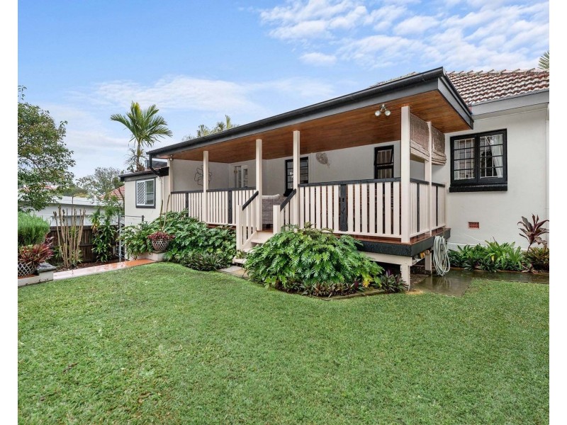307 Chatsworth Road, Coorparoo QLD 4151