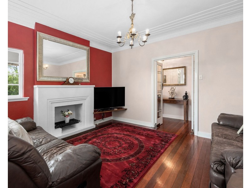 307 Chatsworth Road, Coorparoo QLD 4151