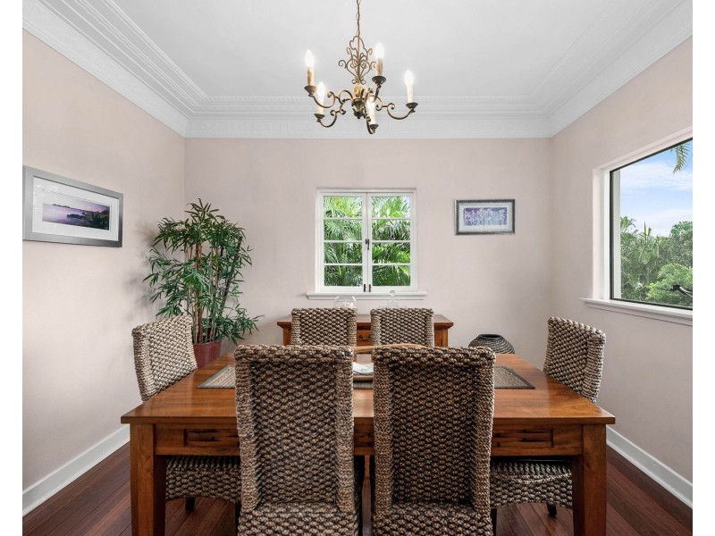 307 Chatsworth Road, Coorparoo QLD 4151