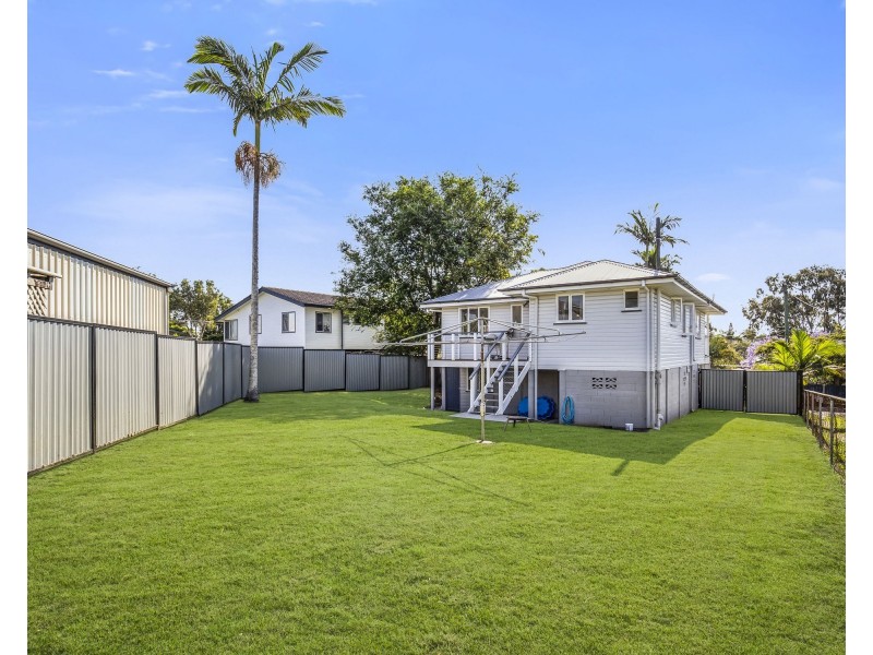 6 Selcroft Street, Manly West QLD 4179