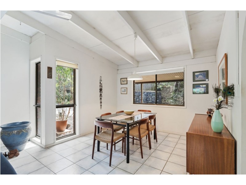 7 Yonga Street, Balmoral QLD 4171